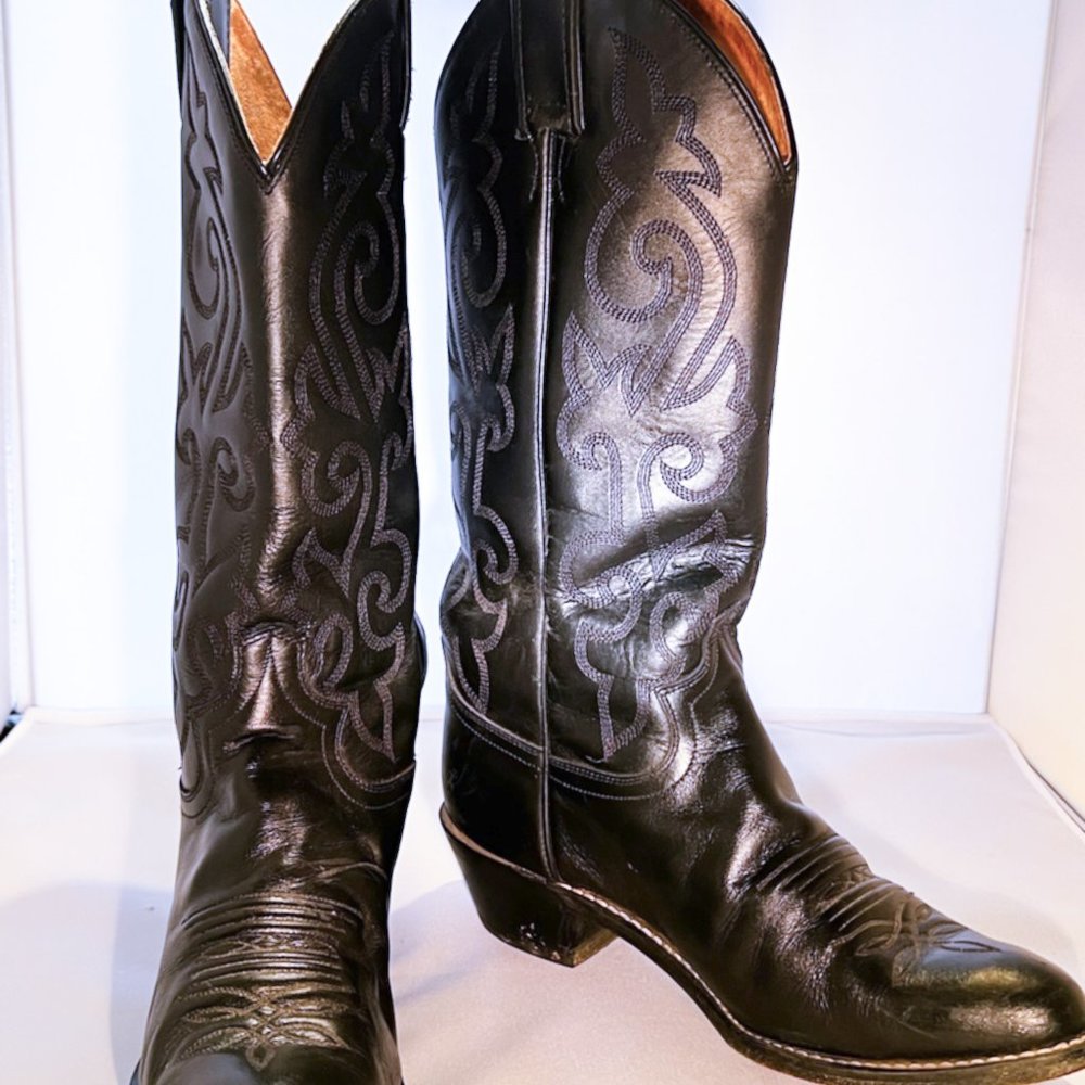 Justin Cowboy Boots - Picture 3 of 7